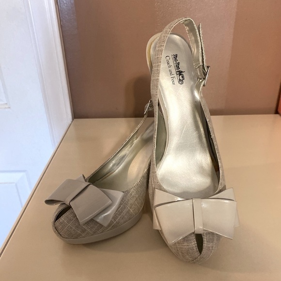 “COACH & FOUR” Kaiea Bow Sling Back Peep Toe - Picture 4 of 11